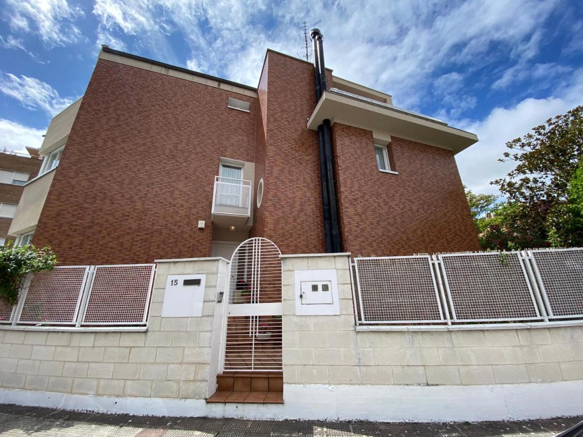 Casa Jardin Particular Ideal Grupos Y Familias * Baranain