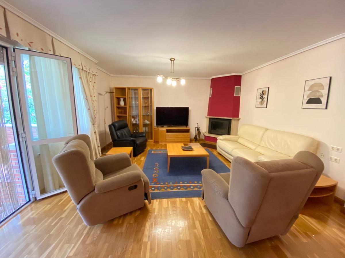 Casa Jardin Particular Ideal Grupos Y Familias Holiday home *